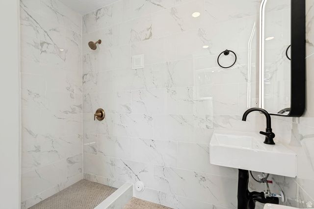 8791 S 1350 E, Cottonwood Heights, UT 84093