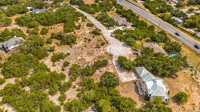 334 BOBBY CLARK DR, Canyon Lake, TX 78133