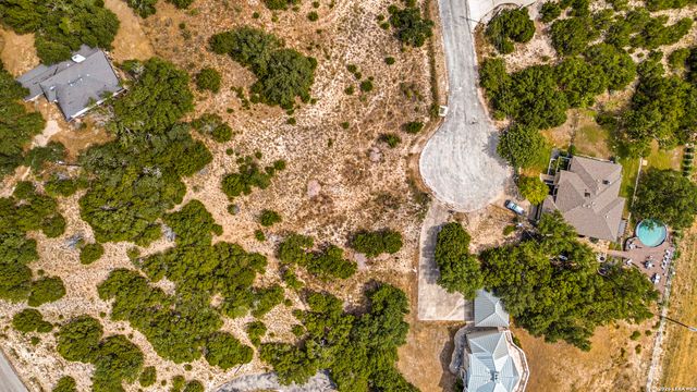 334 BOBBY CLARK DR, Canyon Lake, TX 78133