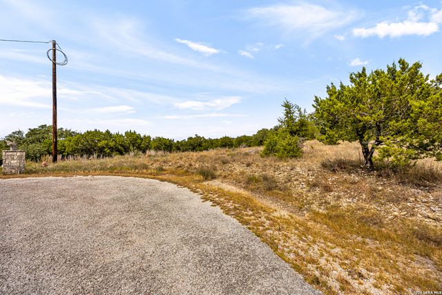 334 BOBBY CLARK DR, Canyon Lake, TX 78133