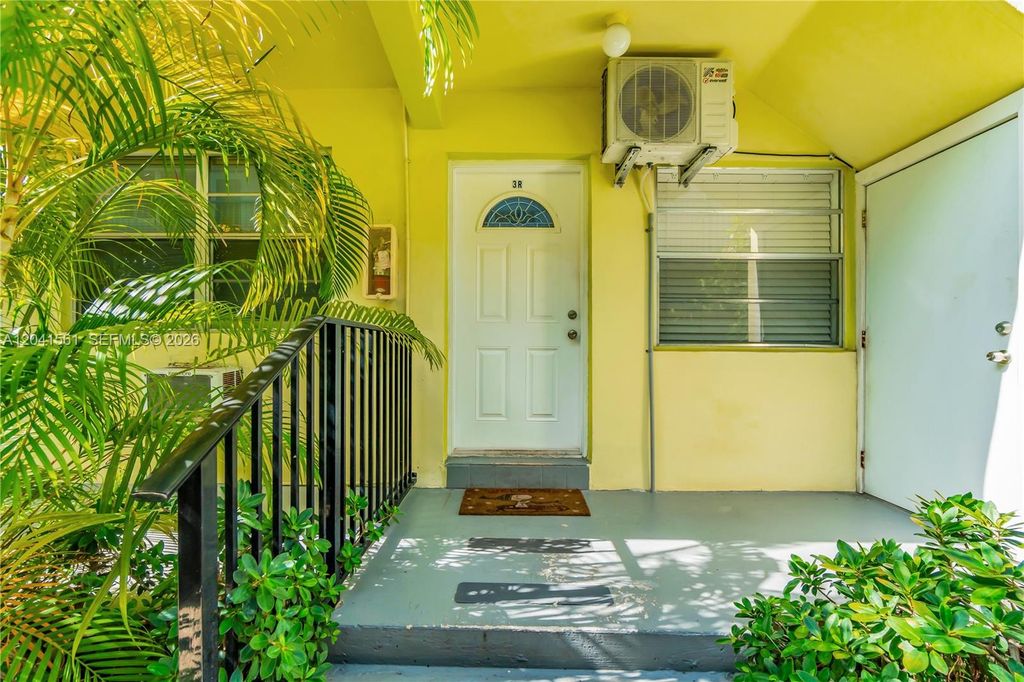 734 Meridian Avenue 3, Miami Beach, FL 33139