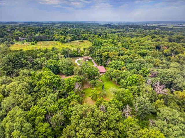 2670 N Britt Road, Janesville, WI 53548