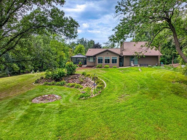 2670 N Britt Road, Janesville, WI 53548