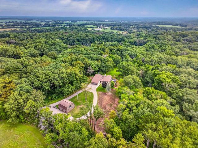 2670 N Britt Road, Janesville, WI 53548