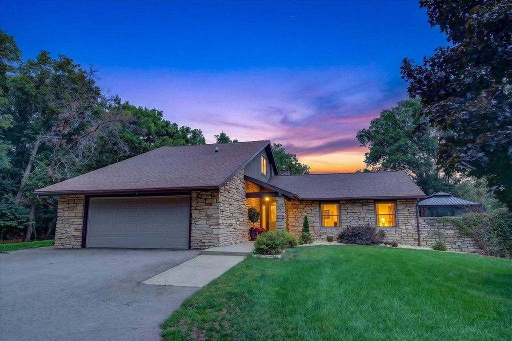2670 N Britt Road, Janesville, WI 53548