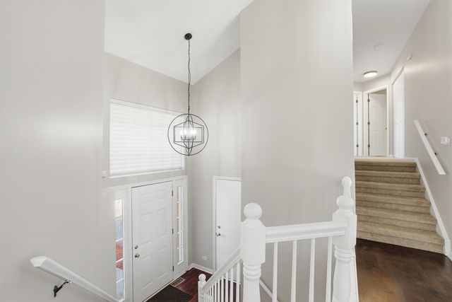 6349 Braxton Court, Gurnee, IL 60031