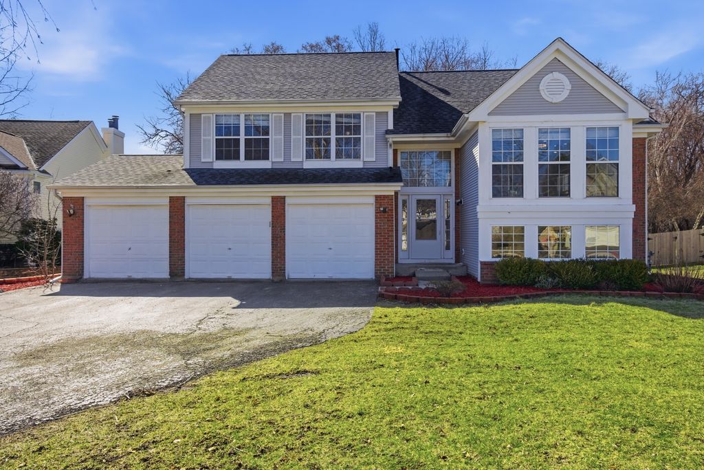 6349 Braxton Court, Gurnee, IL 60031