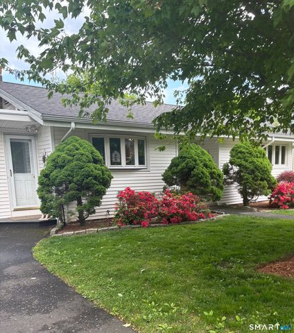 72 Calhoun Avenue, Trumbull, CT 06611