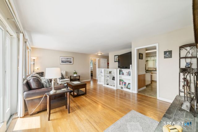 72 Calhoun Avenue, Trumbull, CT 06611
