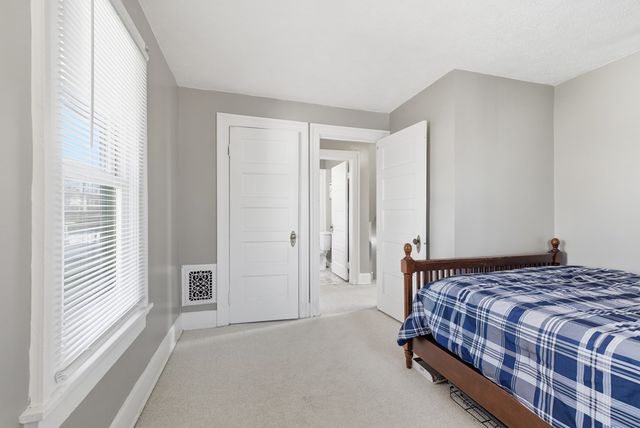 31 Parkwood Blvd, Mansfield, OH 44906