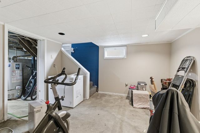 31 Parkwood Blvd, Mansfield, OH 44906