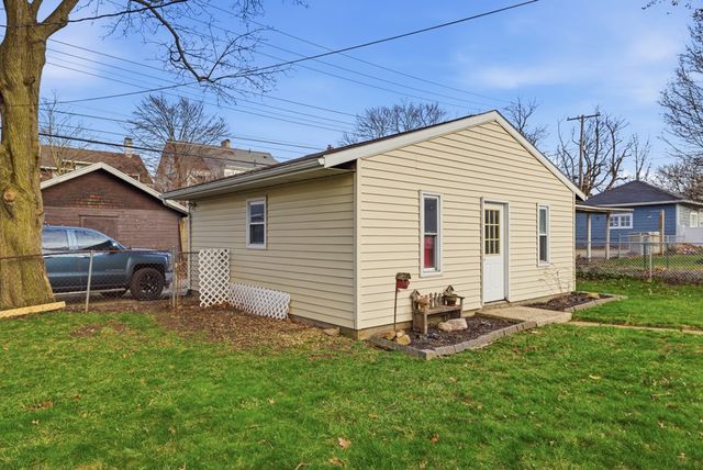 31 Parkwood Blvd, Mansfield, OH 44906