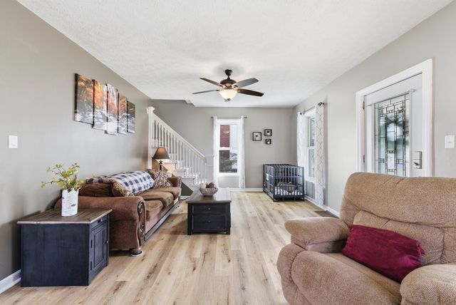 31 Parkwood Blvd, Mansfield, OH 44906