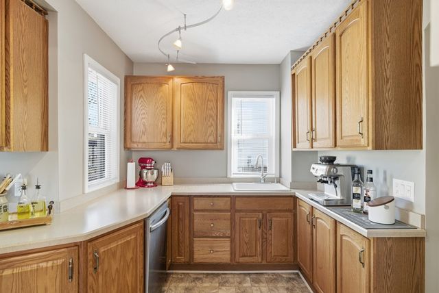 31 Parkwood Blvd, Mansfield, OH 44906