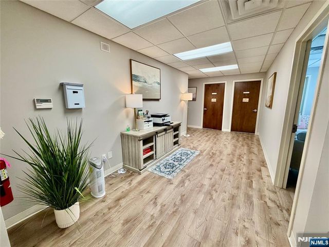 600 Godwin Avenue 6, Midland Park, NJ 07432