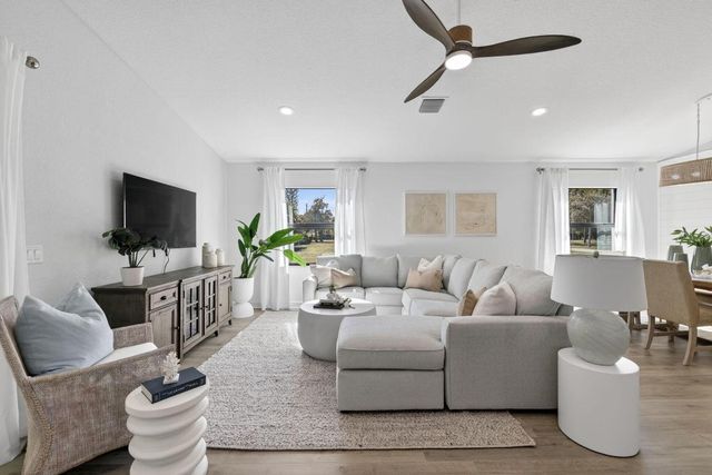 9 Kachina Lane, Port St. Lucie, Port St Lucie, FL 34952