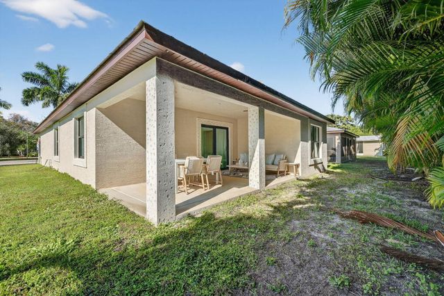 9 Kachina Lane, Port St. Lucie, Port St Lucie, FL 34952