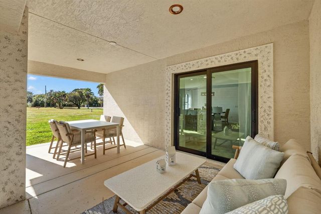 9 Kachina Lane, Port St. Lucie, Port St Lucie, FL 34952