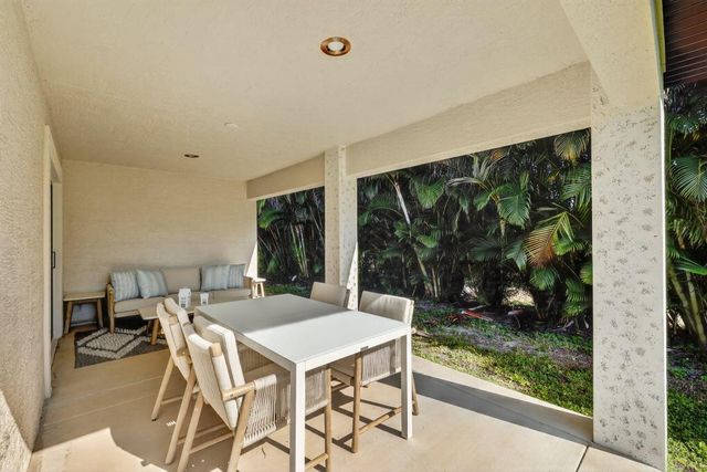 9 Kachina Lane, Port St. Lucie, Port St Lucie, FL 34952