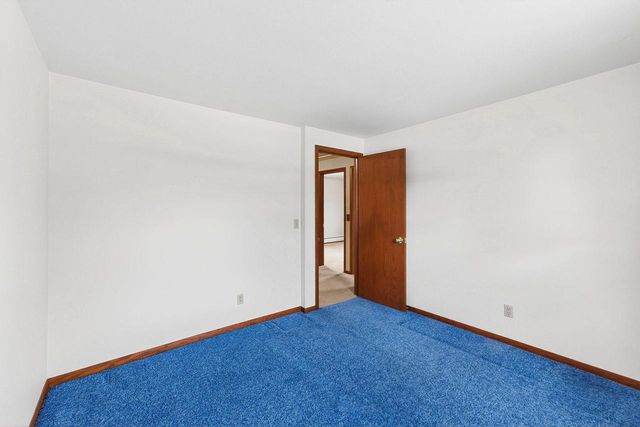 5645 S Lake DRIVE, Cudahy, WI 53110