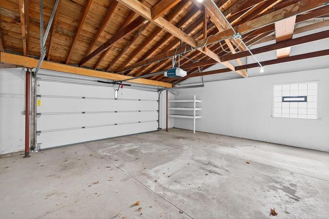 5645 S Lake DRIVE, Cudahy, WI 53110