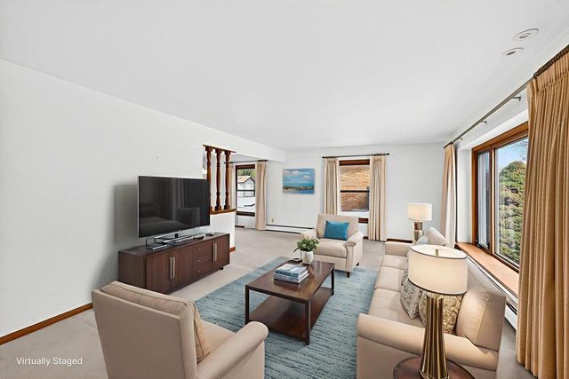 5645 S Lake DRIVE, Cudahy, WI 53110