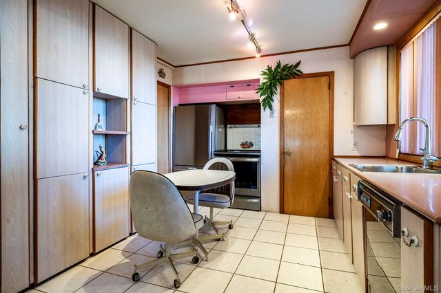 3499 Woodward Avenue, Wantagh, NY 11793