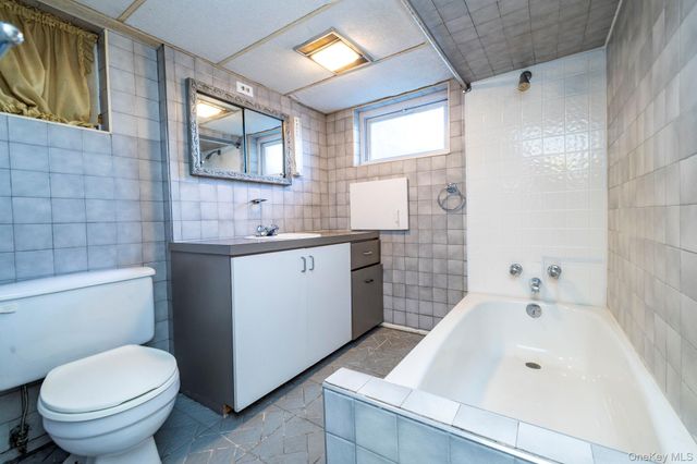 3499 Woodward Avenue, Wantagh, NY 11793