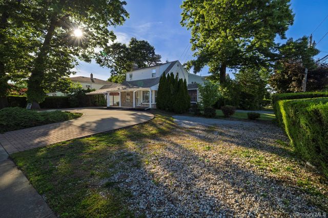 3499 Woodward Avenue, Wantagh, NY 11793