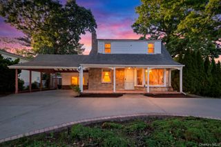 3499 Woodward Avenue, Wantagh, NY 11793