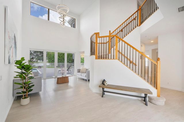 5081 NW 120th Avenue, Coral Springs, FL 33076