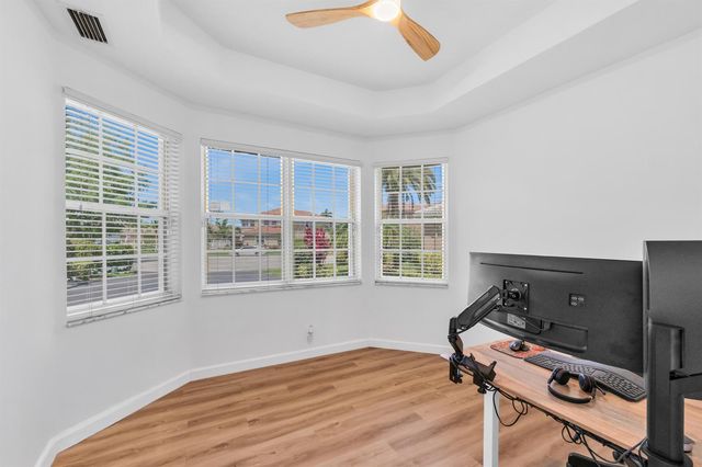 5081 NW 120th Avenue, Coral Springs, FL 33076