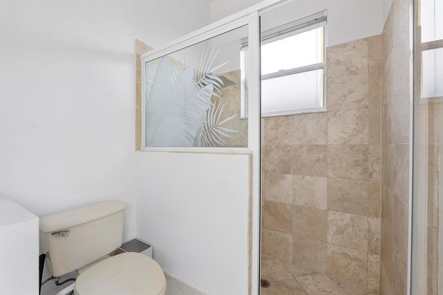 5081 NW 120th Avenue, Coral Springs, FL 33076