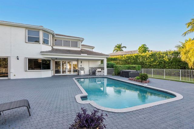 5081 NW 120th Avenue, Coral Springs, FL 33076