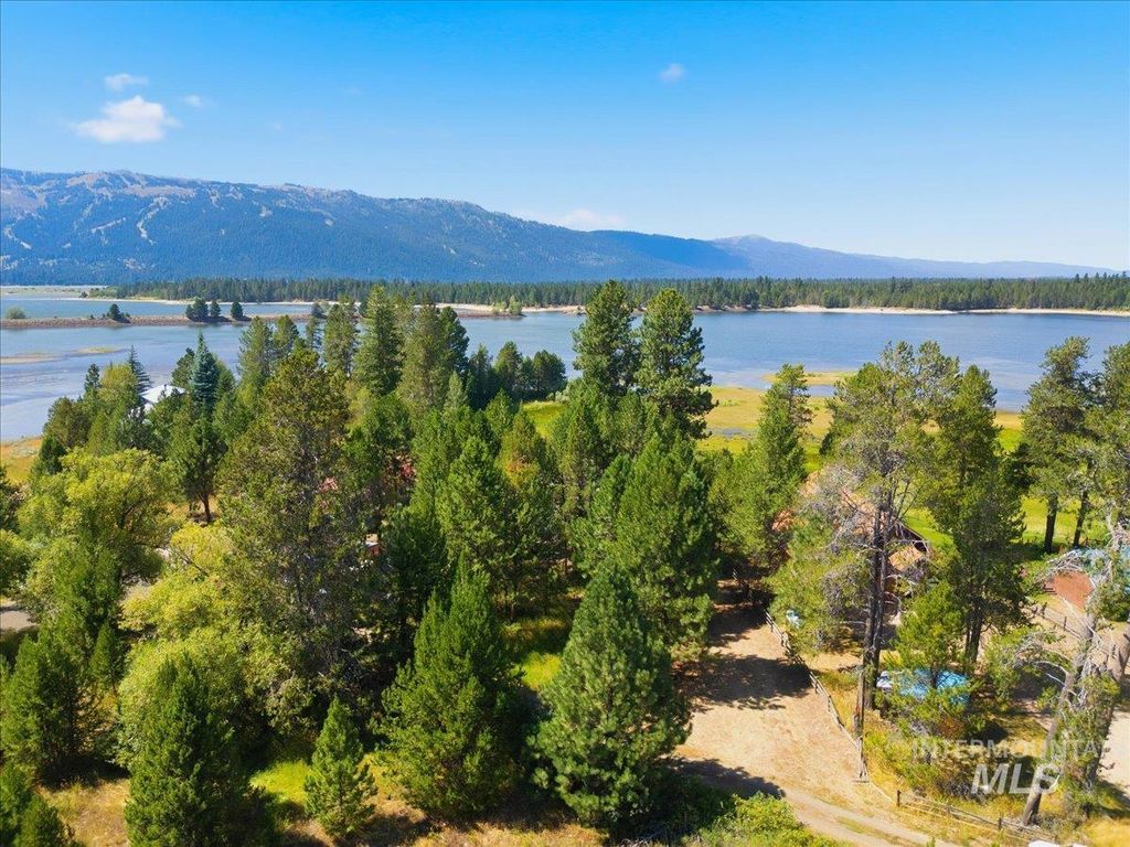 84 Golden Place, Donnelly, ID 83615 photo 3