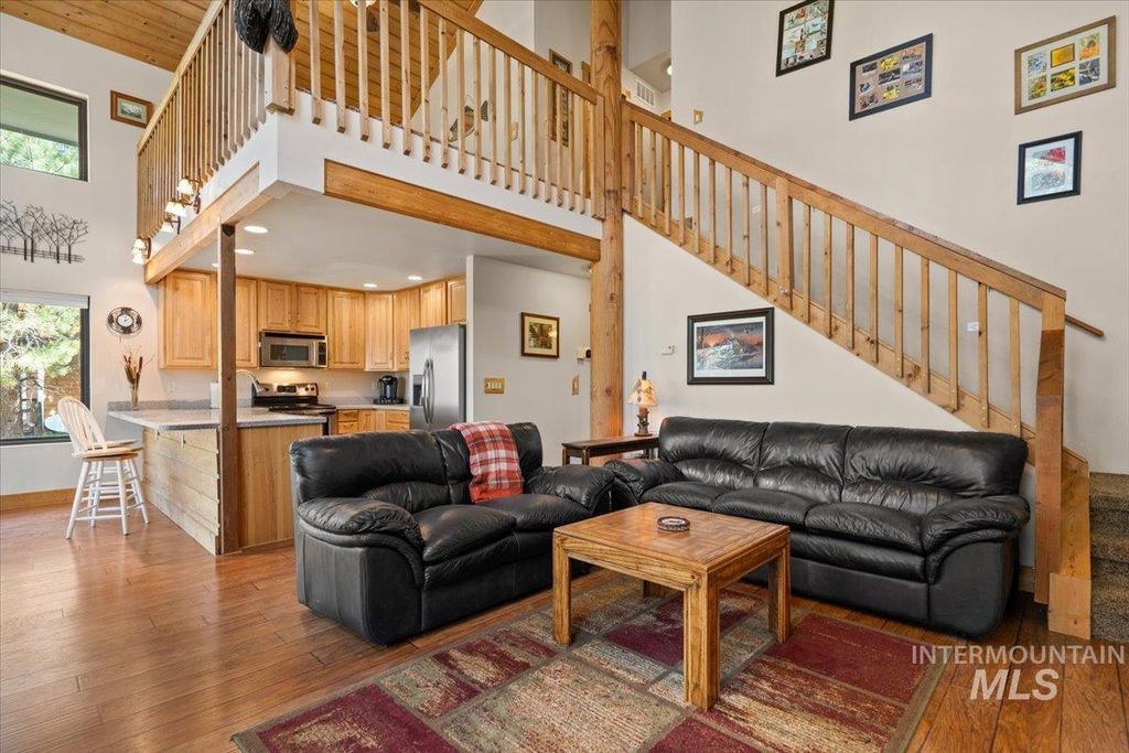 84 Golden Place, Donnelly, ID 83615 photo 4