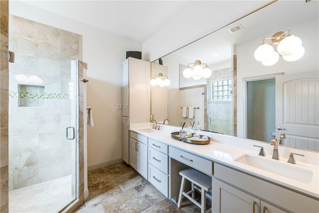 528 Channel View Dr, Port Aransas, TX 78373