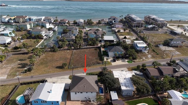 528 Channel View Dr, Port Aransas, TX 78373