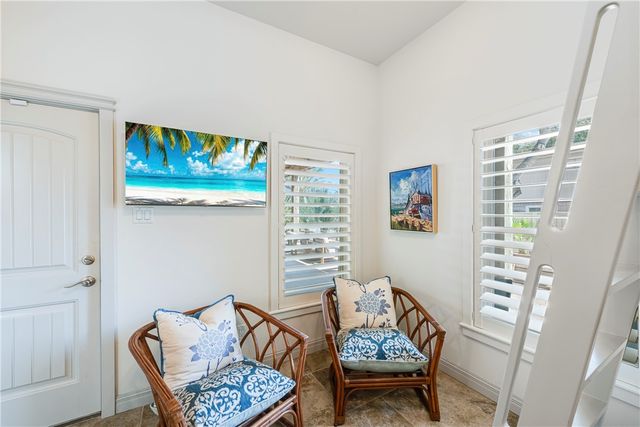 528 Channel View Dr, Port Aransas, TX 78373