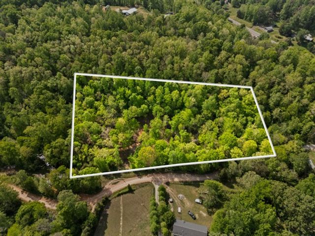 1240 Tanner Hollow Rd, Centerville, TN 37033