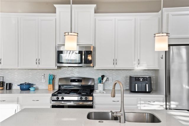 15196 NEWTONIA STREET, Winter Garden, FL 34787