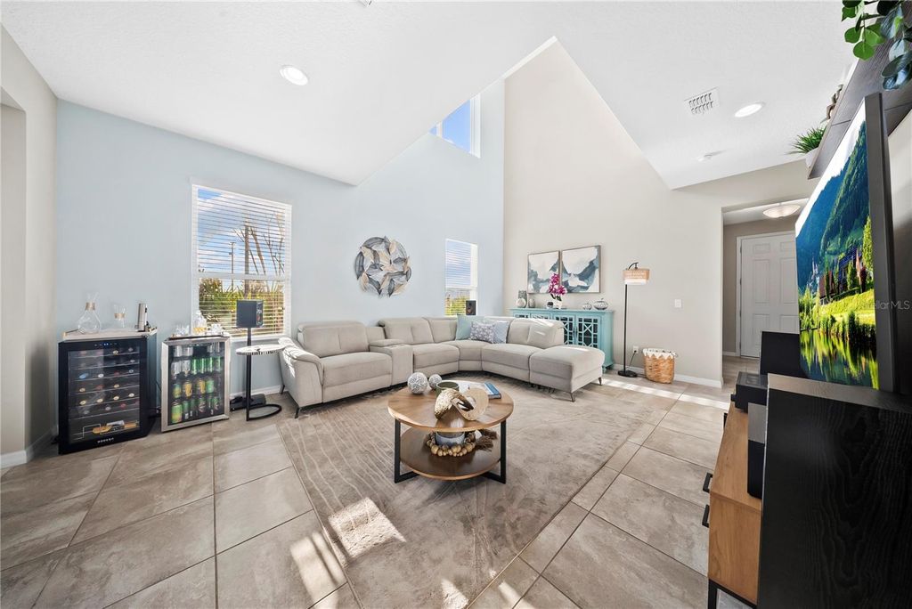 Image 18 of property listing at 15196 NEWTONIA STREET, Winter Garden, FL 34787