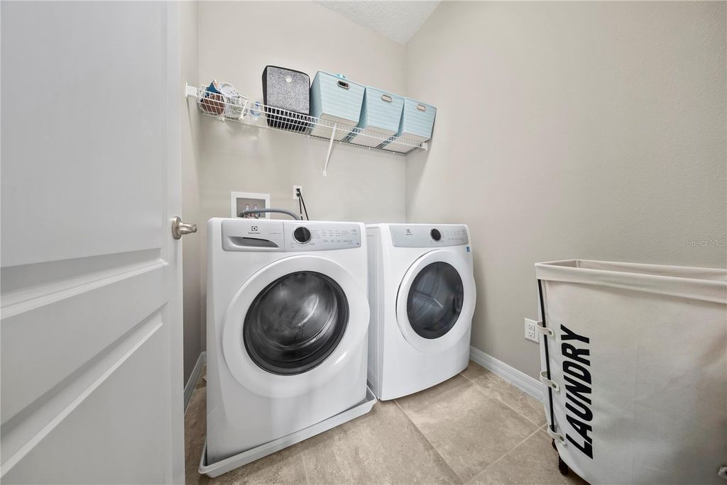 Image 24 of property listing at 15196 NEWTONIA STREET, Winter Garden, FL 34787