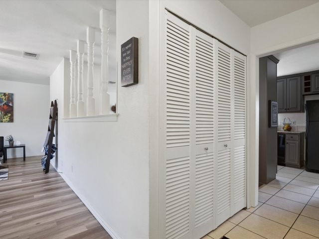 3207 Lynnwood Drive, Arlington, TX 76013