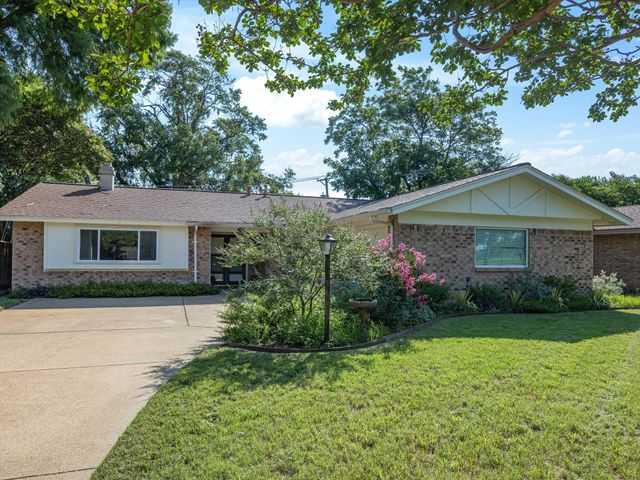 3207 Lynnwood Drive, Arlington, TX 76013