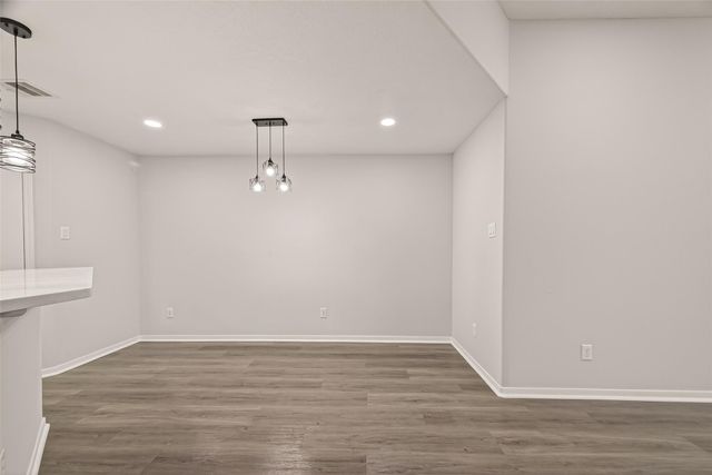 5102 Park Village Drive, Houston, TX 77048
