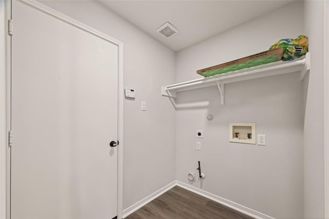 5102 Park Village Drive, Houston, TX 77048