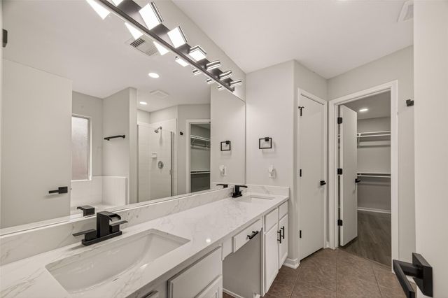 5102 Park Village Drive, Houston, TX 77048
