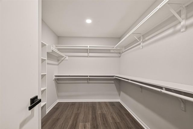 5102 Park Village Drive, Houston, TX 77048