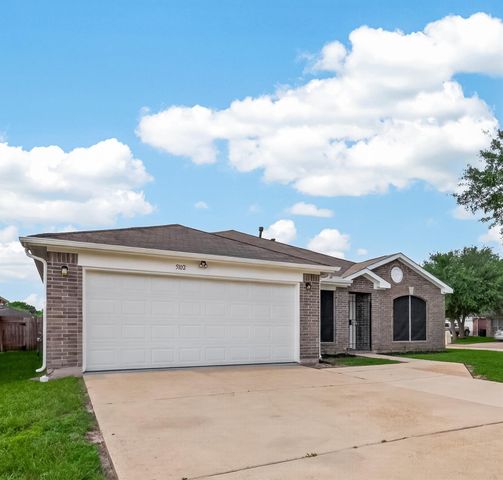 5102 Park Village Drive, Houston, TX 77048